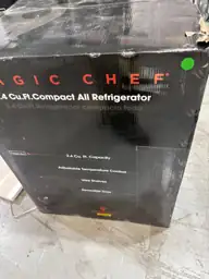 Magic Chef 2.4-cu ft Mini… — Photo 4