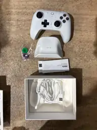 8Bitdo Ultimate 2 Wireless Gaming… — Photo 3