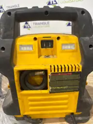 DEWALT 2000-Peak Amp Portable Jump… — Photo 7