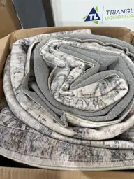 Area rug — Photo 1