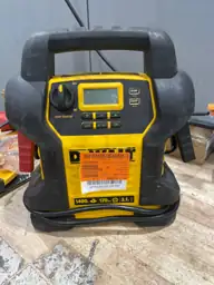 DEWALT 1600 Peak Amp Jump… — Photo 3