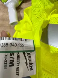 Variety Milwaukee safety vests — Photo 4