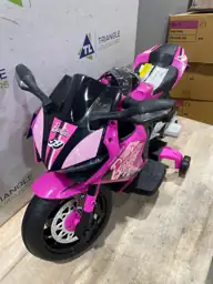 6v Barbie Motorcycle Ride on — Photo 2