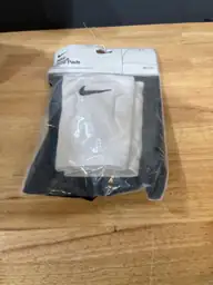 Nike vollly ball knee pads — Photo 1