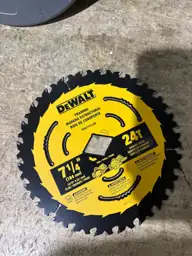 DeWalt 60V MAX 7-1/4 in.… — Photo 4