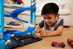 Hot Wheels City Transforming Race… — Photo 2