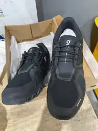 On Men's Cloud 6 Sneakers — Photo 3