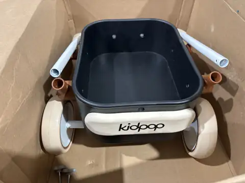 Toddler push wagon — Photo 1