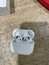 Apple AirPods 4 — Photo 5