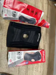 Self Adjusting Knee Stabilizer — Photo 3