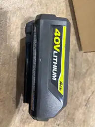 40-Volt Lithium-Ion 4.0 Ah Battery — Photo 3