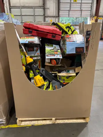 Home Depot tools lot — Photo 1