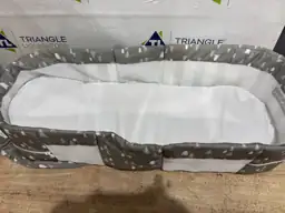 Portable Baby Bassinet — Photo 3
