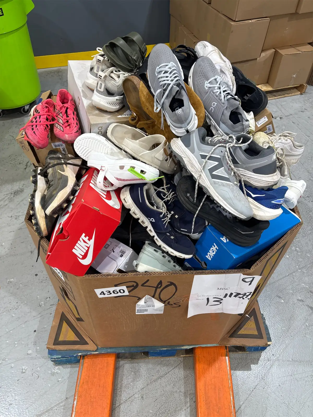 Dicks sporting goods shoes — Photo 1