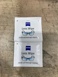 ZEISS Pre-Moistened Eyeglass Lens Cleaning… — Photo 4