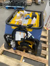 FIRMAN T08071 Tri-Fuel 10000W Generator — Photo 3