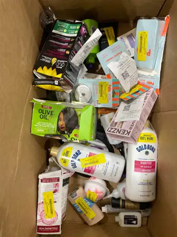 Walmart Beauty Lot Box — Photo 1