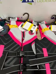 Life jackets — Photo 2