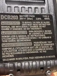 DEWALT 20V MAX Battery, Compact… — Photo 4