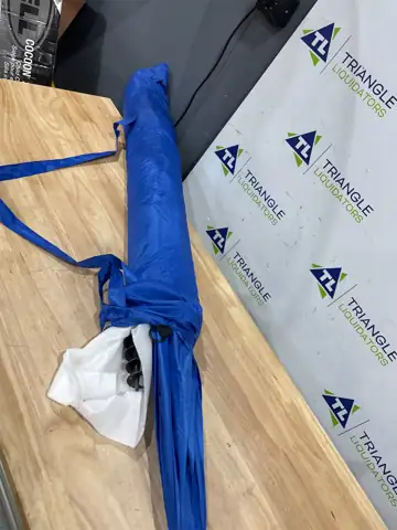 Beach umbrella — Photo 1