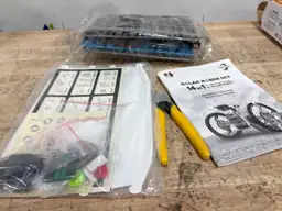 Solar Robot Kit, 14-in-1 STEM… — Photo 4