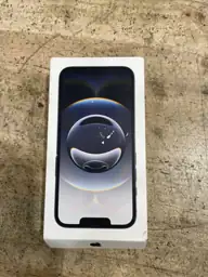 Straight Talk Apple iPhone 16e,… — Photo 5
