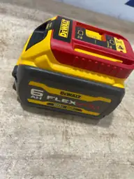 FLEXVOLT 20V/60V MAX Lithium-Ion 6.0Ah… — Photo 3
