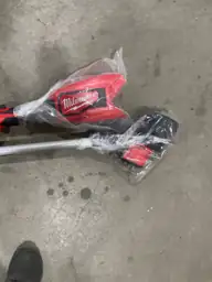 Milwaukee M18 Battery String Trimmer — Photo 5