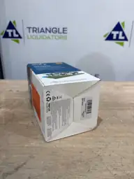 E30 Wireless Indoor Smart Pan & Tilt Security Camera with Spotlight and ...