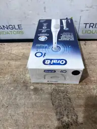 Oral-B iO2 Rechargeable Electric Toothbrush,… — Photo 4