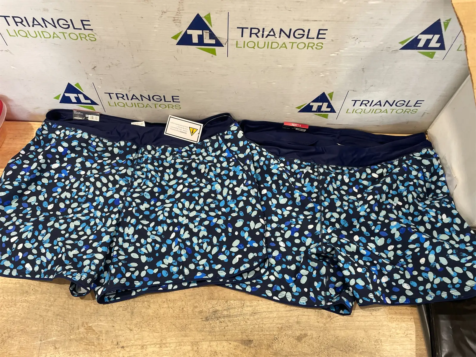 Lands' End Women's Board Shorts — Photo 1