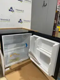 Mainstays 1.7 cu ft Compact… — Photo 4