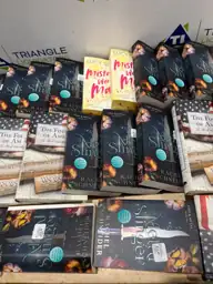 Walmart lot box (books) — Photo 2