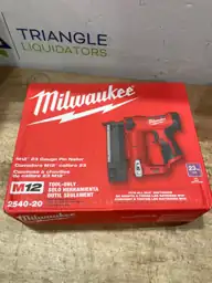 Milwaukee M12 23 Ga. Finishing… — Photo 3