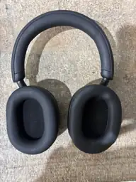 Sony WH-1000XM5 Noise Canceling Wireless… — Photo 4