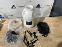10L Transmission Fluid Pump, Pneumatic… — Photo 3