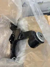 Front Lower Control Arms w/Ball… — Photo 3