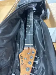 LEKATO Beginner Electric Guitar Kit… — Photo 5