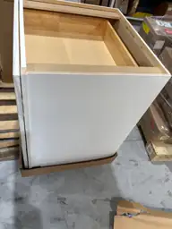 Washington Vesper White Plywood Shaker… — Photo 4