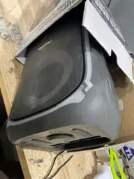 Super Bass Jobsite Speaker — Photo 3
