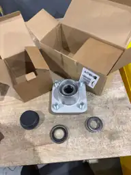 EZGO Front Wheel Hub Assembly… — Photo 3