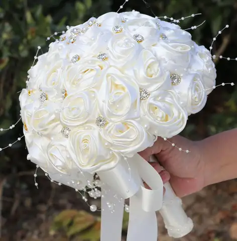 Bridal Round Bling Brooch Bouquet,… — Photo 1
