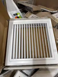 Assorted pallet of vent registers — Photo 4