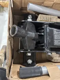 3-Ton Floor Garage Car Jack — Photo 6