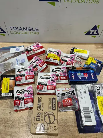 Walmart lot box (batteries) — Photo 1