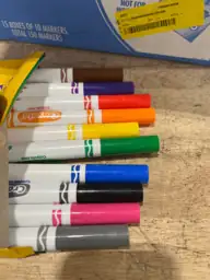 Crayola Broad Line Markers Bulk… — Photo 6