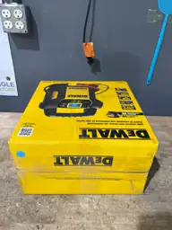 DEWALT 1600 Peak Amp Jump… — Photo 6