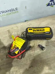DEWALT 2500 Peak Amp Lithium… — Photo 3