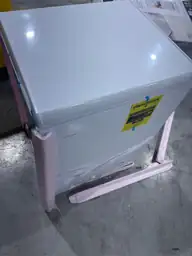 5 cu. ft. Manual Defrost… — Photo 4