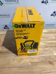 DEWALT 2000-Peak Amp Portable Jump… — Photo 3